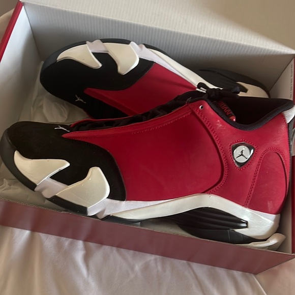 Jordan 14 Retro Gym Red Toro 487471-006